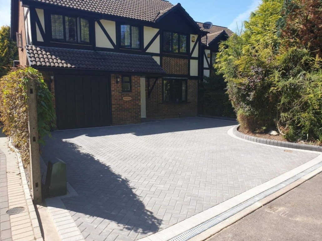 resin driveway Trafford
